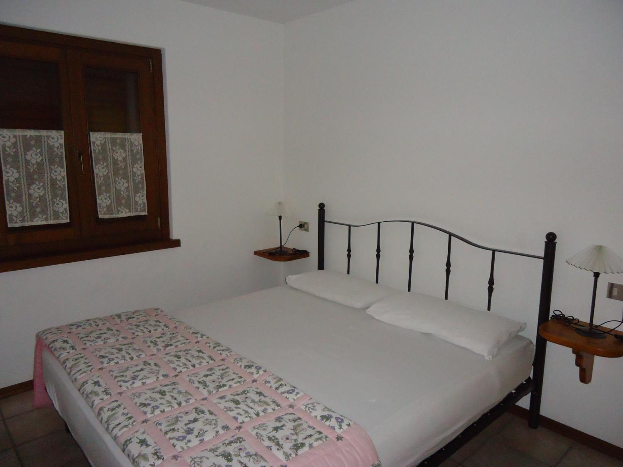Ferienwohnung Casa Grazia Isolaccia Zimmer foto
