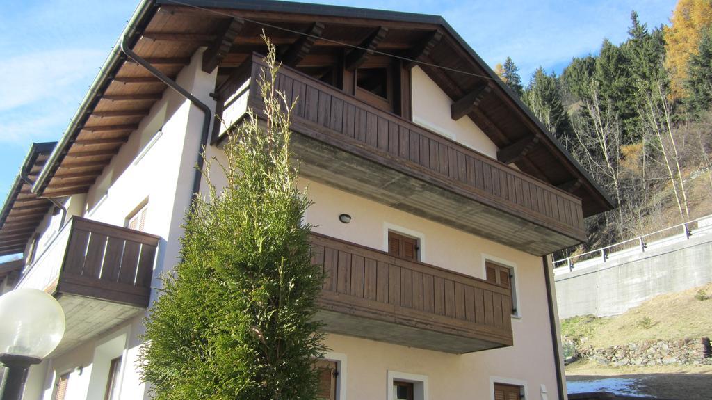 Ferienwohnung Casa Grazia Isolaccia Exterior foto